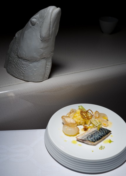 MARE -  fish menu, Johannes King