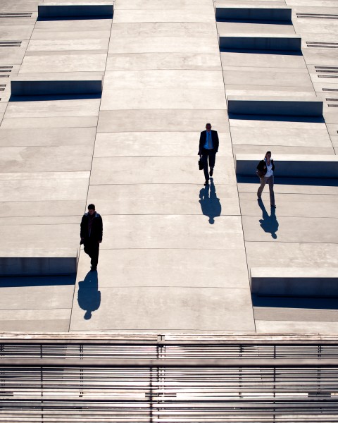 People on the way to the Dockland