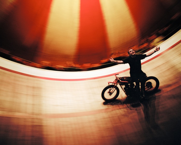 Chris Lee riding the Wall